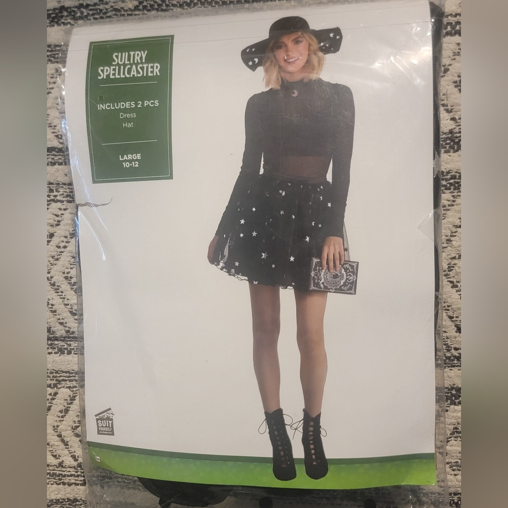 Sultry spellcaster costume L